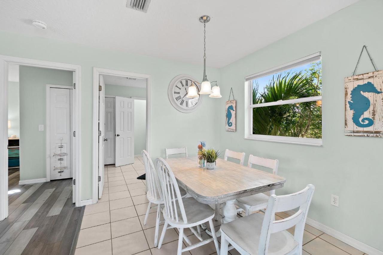 Beachside Serenity Escape - Private 3Br And 2Ba, Dog Friendly Duplex Oasis, Steps To Shore! ملبورن بيتش المظهر الخارجي الصورة
